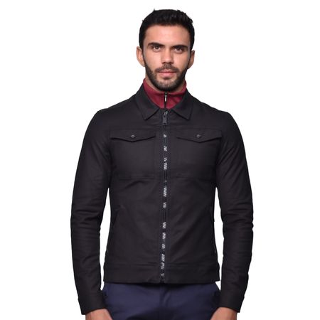 CASACA SATINADA MATE PERFECT FIT - NEGRO