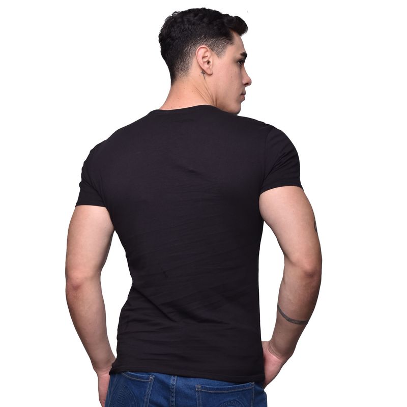 Polo negro sales cuello redondo