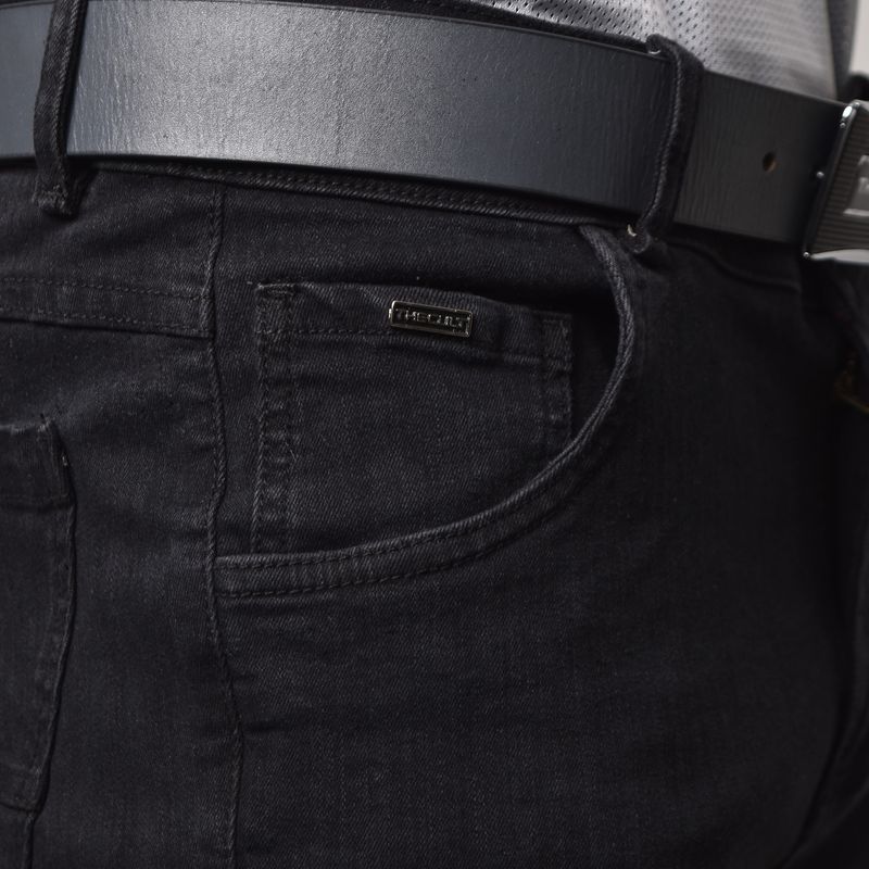 pantalon-negro