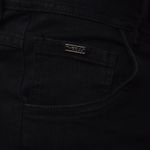 pantalon-negro