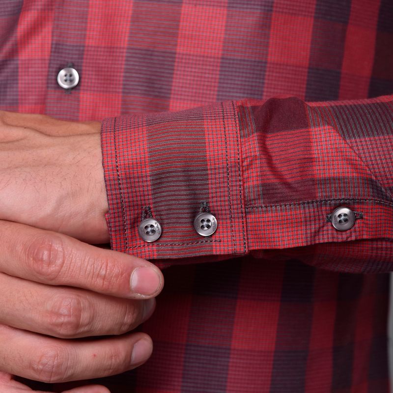 CAMISACUADROSMANGALARGAPERFECTFITNEROJ