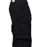 JOGGER-OVERSIZE-CON-BOLSILLO-CARGO---NEGRO