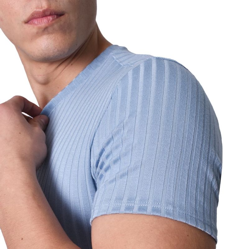 POLO-MANGA-CORTA-CUELLO-V---CELESTE