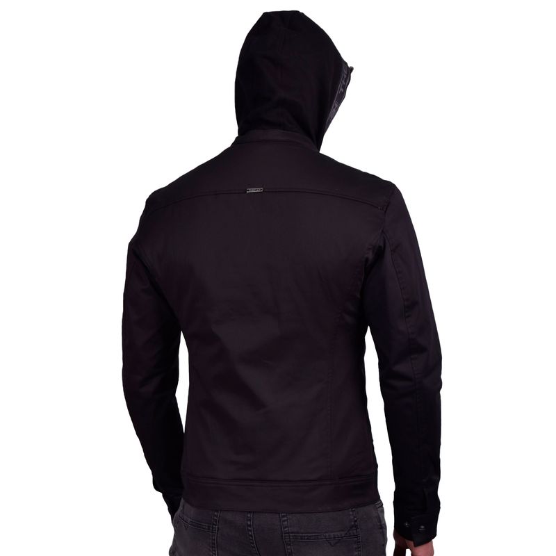 CASACA-SATINADA-CON-CAPUCHA-EXTRAIBLE-SLIM-FIT---NEGRO