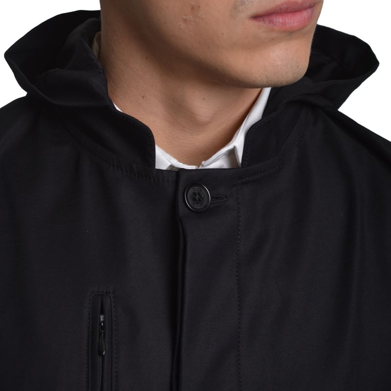 BLAZER-SATINADO-CON-CAPUCHA-EXTRAIBLE---NEGRO