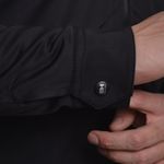 CASACA-SATINADA-CON-CAPUCHA-EXTRAIBLE---NEGRO