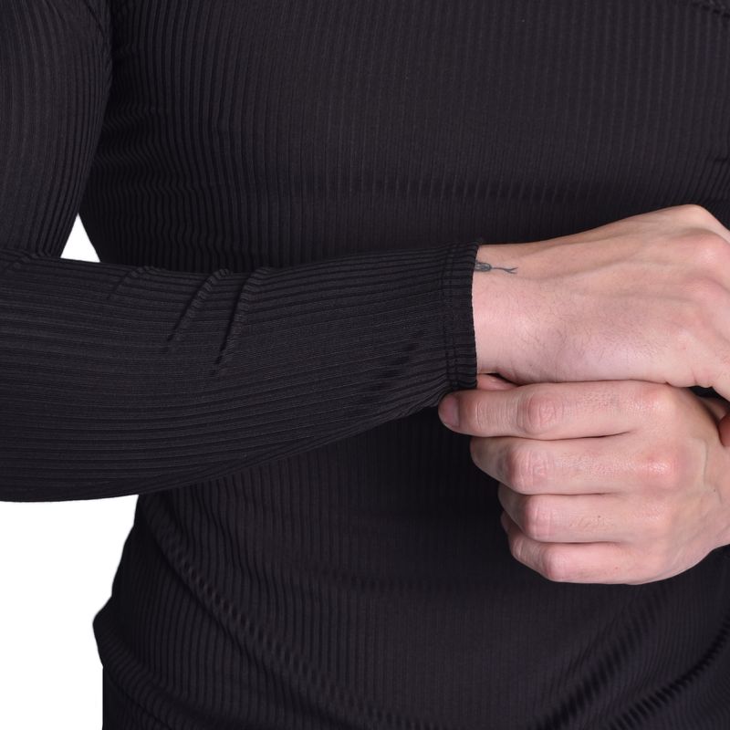 POLO-CUELLO-BOX-MANGA-LARGA---NEGRO