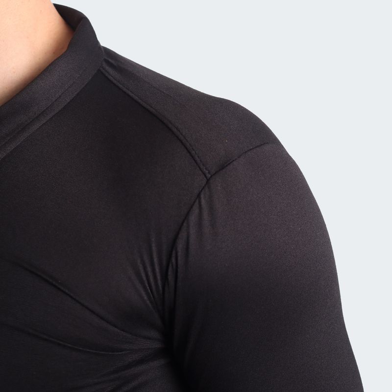 POLO-CUELLO-BOX-MANGA-LARGA---NEGRO