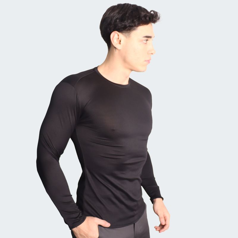 POLO-MANGA-LARGA-CUELLO-REDONDO---NEGRO